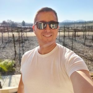 Meet your Posher, Robert